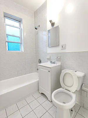 Rented by Signature Property Realty | media 26