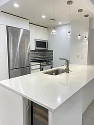 Rented by R New York