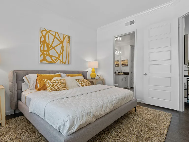 W3-LuxeMercerCrossing A1_Bedroom W3-LuxeMercerCrossing A1_Bedroom