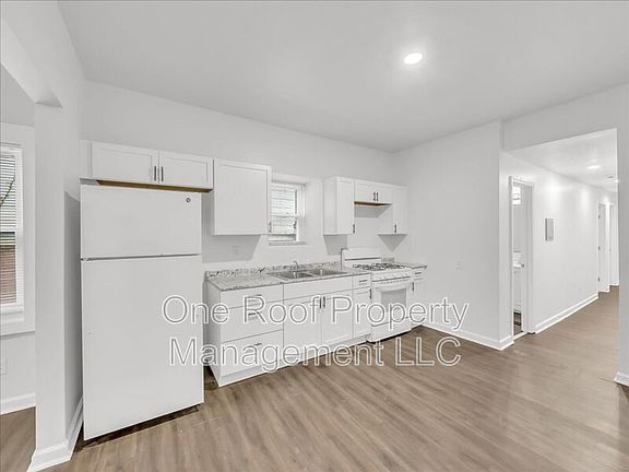 3rd image of 324 N Hardesty Ave Unit 2
