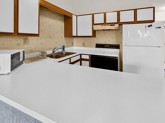 5th image of 925 Fairwood Lakes Ln. #25-J
