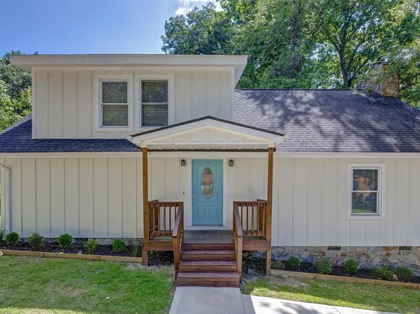 301 Thornwood Dr, Taylors, SC 29687