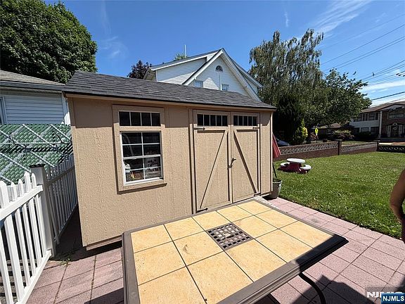 5th image of 500 Prospect Ave