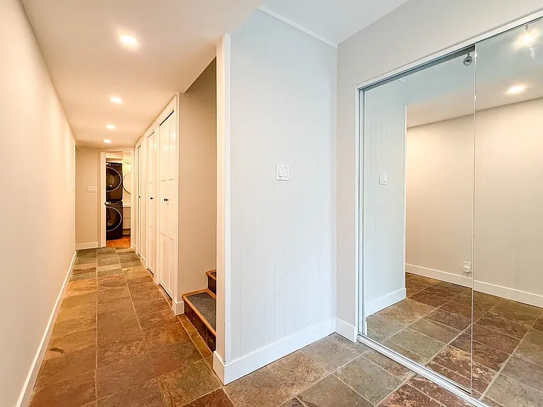 1530 McNair Dr — Photo 5
