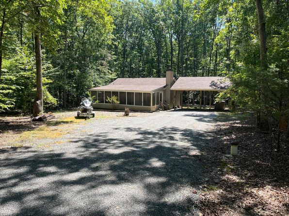 316 Lakewood Dr
