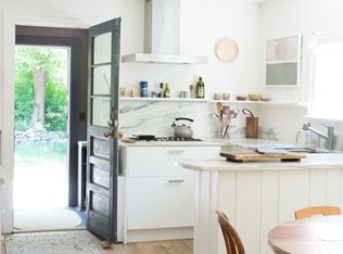 878 Chestnut Ridge Rd, Chestnut Ridge, NY 10977