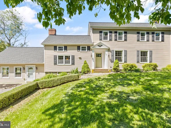 1331 Wakefield Valley Rd, New Windsor, MD 21776