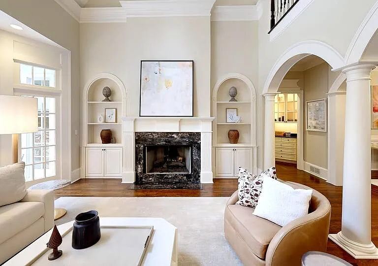 1296 W Wesley Rd NW — Photo 9