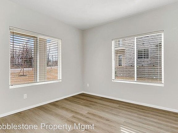 4th image of 1695 S Grand Fork Way #9365542