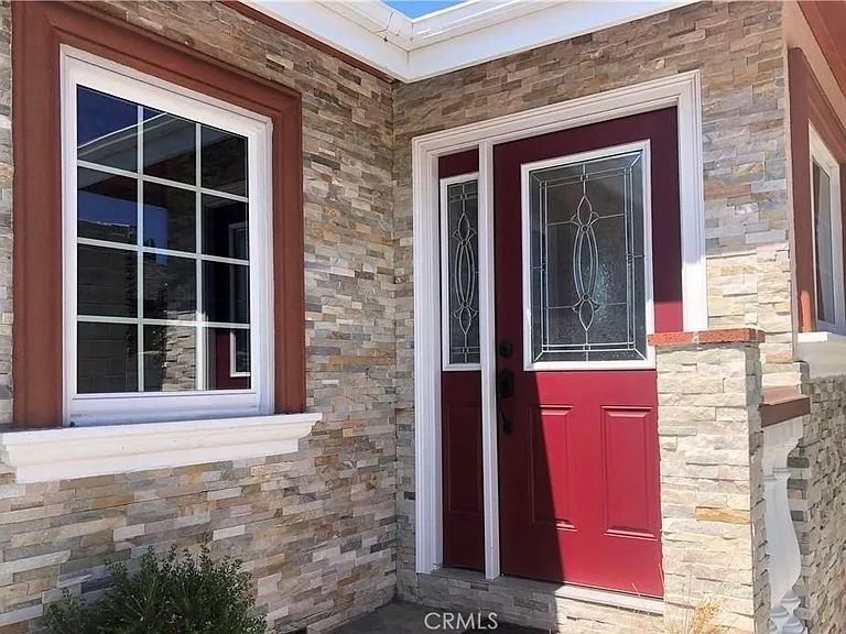 236 S Tustin St — Photo 2