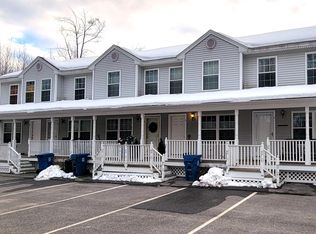 51 Carriage Ln UNIT E, Portland, ME 04103