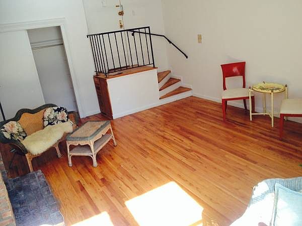 2nd image of 316 W 85th St APT 1R