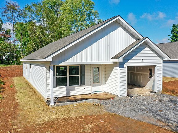 3rd image of 209 Bushong Ave