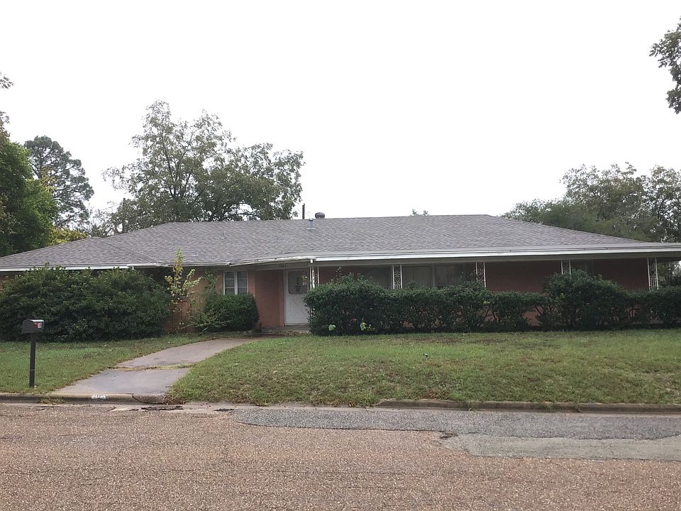1st image of 190 E Forest St
