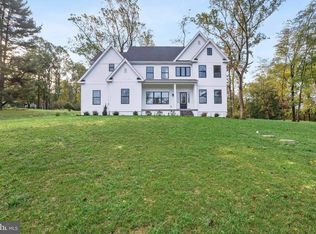 116 Ivy Mills Rd, Glen Mills, PA 19342