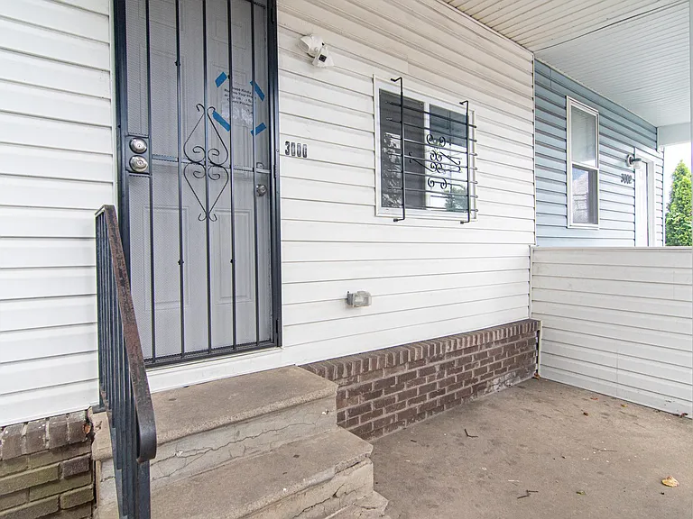 3000 Erdman Ave — Photo 3