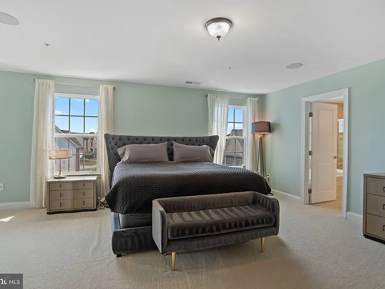 14202 Bentley Park Dr — Photo 24