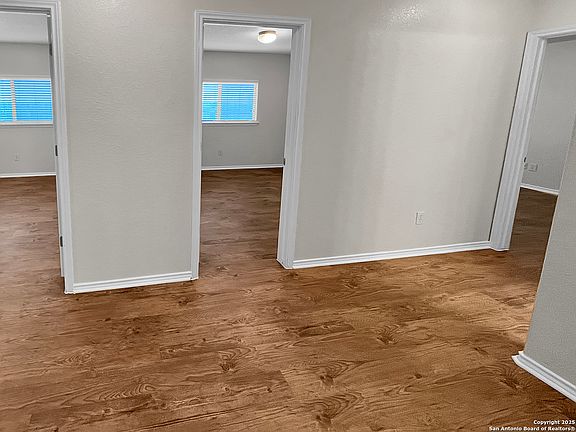 3rd image of 9323 Longmire Trace