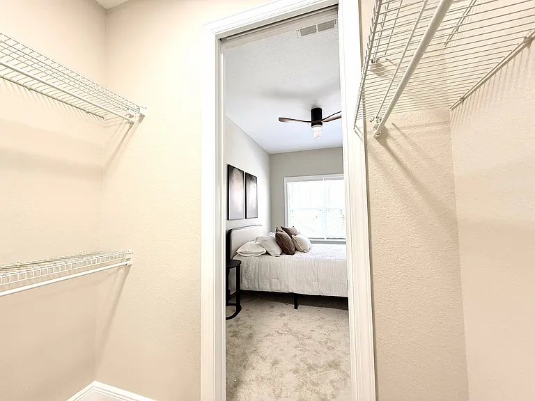230 SW 2nd Ave #407 — Photo 8