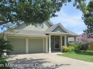 276 Greenside Ln, Georgetown, TX 78633
