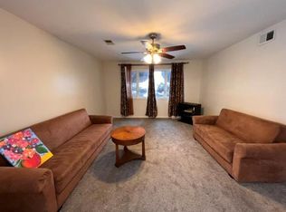 40 Mulberry Cir, Staten Island, NY 10314