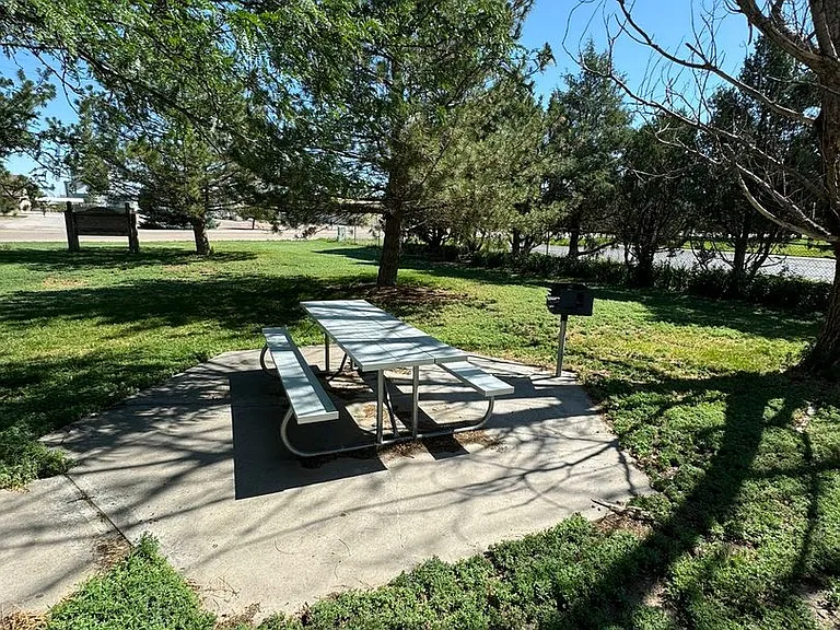 Burlington Colorado Apartments — Photo 9