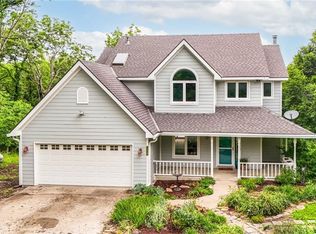 1469 E 660th Rd, Lawrence, KS 66049