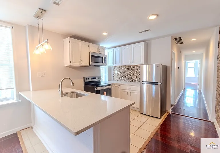 2608 E Fayette St #2 — Photo 2
