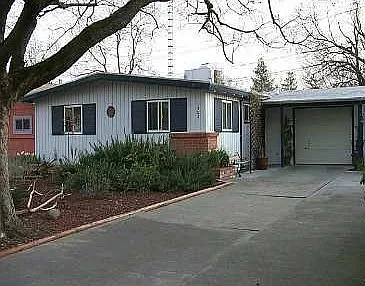1502 Duke Dr photo 1