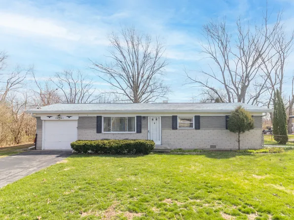 3841 Wildwood Dr, Indianapolis, IN 46239