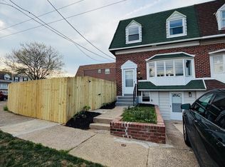 12700 Verda Dr, Philadelphia, PA 19154