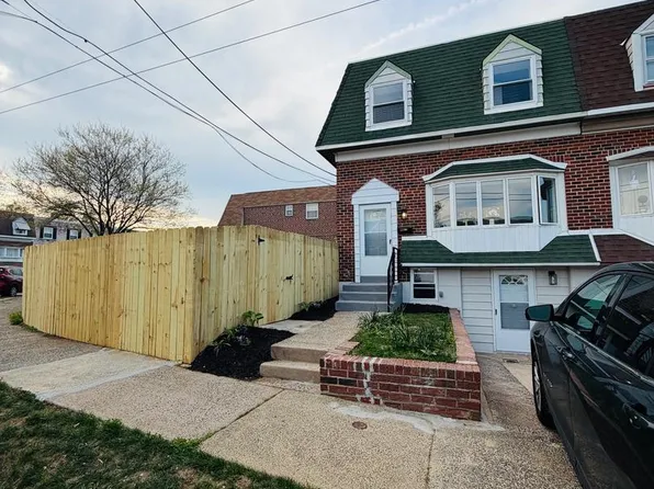 12700 Verda Dr, Philadelphia, PA 19154