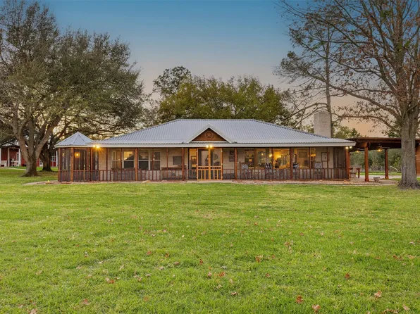 8787 Locke Rd, Bryan, TX 77808