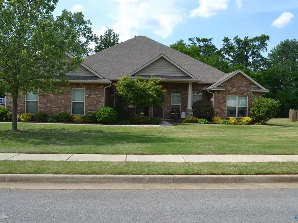 104 Rushing Brook Dr, Madison, AL 35756