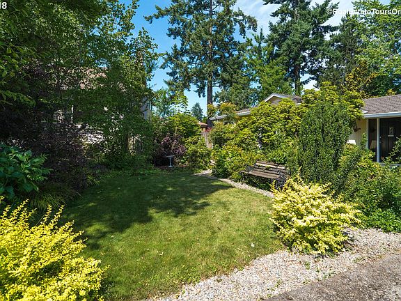 2nd image of 6377 SW Broad Oak Dr