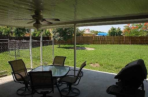 Screened Patio