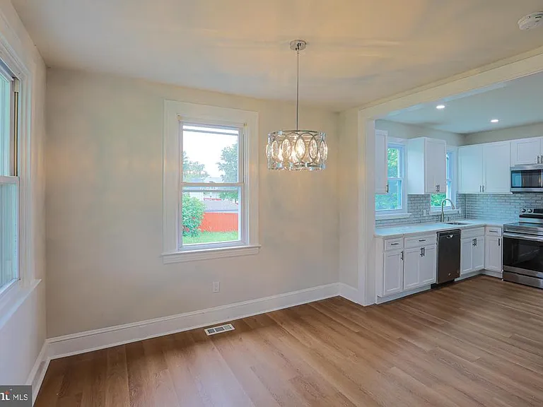 6512 Golden Ring Rd — Photo 3