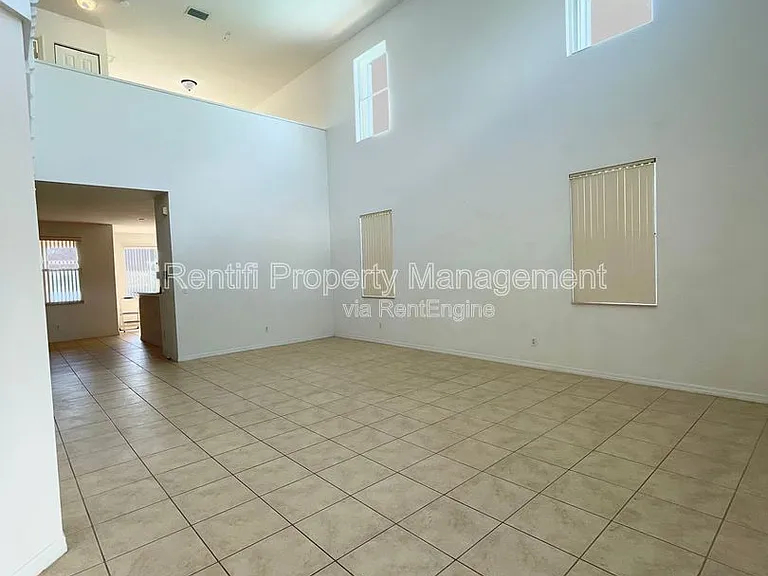17038 Tremont St — Photo 2