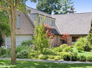 290 Poplar St, Winnetka, IL 60093