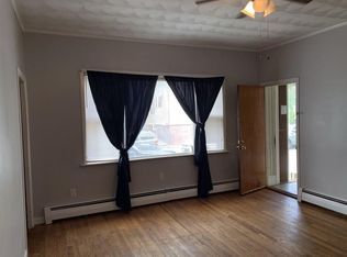 50 York St APT 1, Fall River, MA 02721
