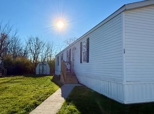 12 Bayberry St, Westland, MI 48186