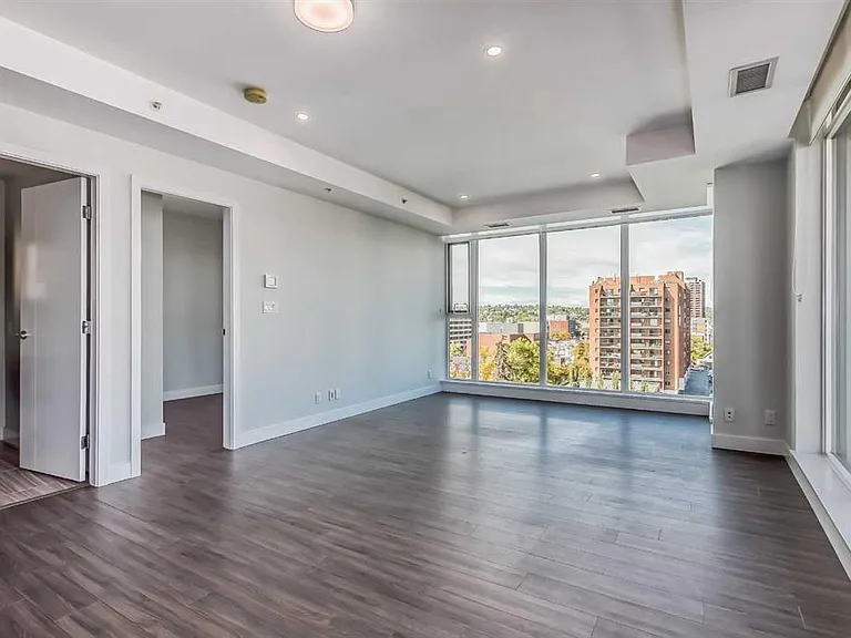 930 16th Ave SW #402 — Photo 9