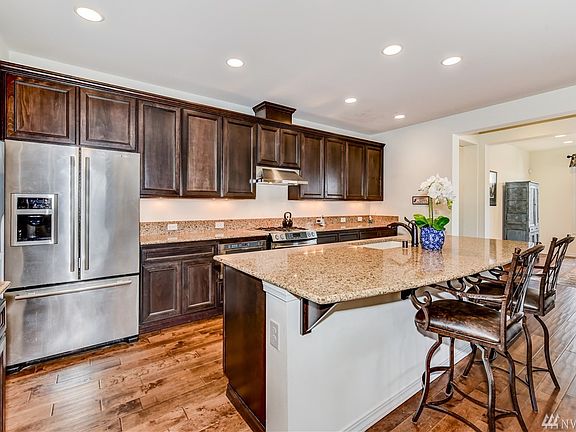 4th image of 23842 NE 126th Pl