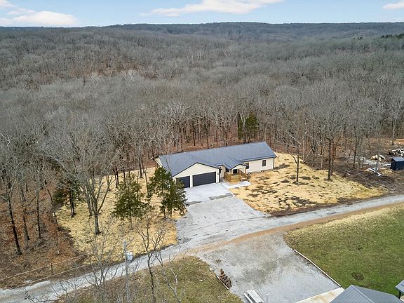 4th image of 31935 Truman Ridge Rd