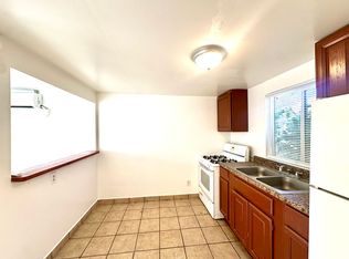 Studios and 1 bedrooms that include all utilities! Off Street Parking and Tile Flooring!, Tucson, AZ 85714