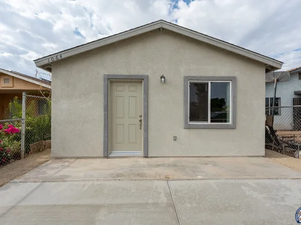 1064 B St, Brawley, CA 92227