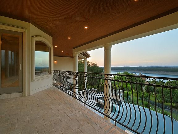 4th image of 217 Bella Riva Dr