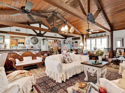 304 N Iona Ave, Fruitland Park, FL, 34731