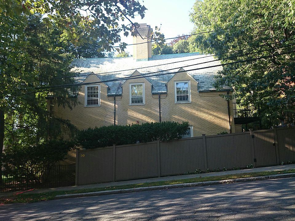 2nd image of 30 Cumberland Ave APT W4