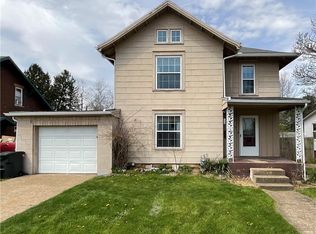 130 1st St, Newcomerstown, OH